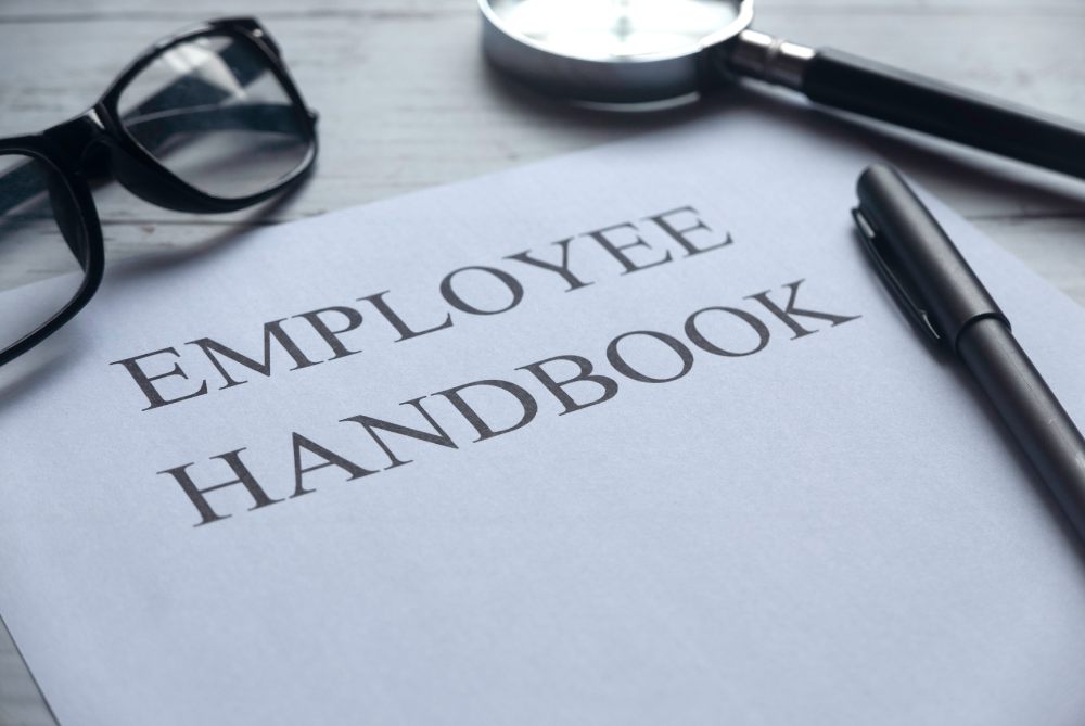 Updating Employee Handbook With 2016 Hot Topics