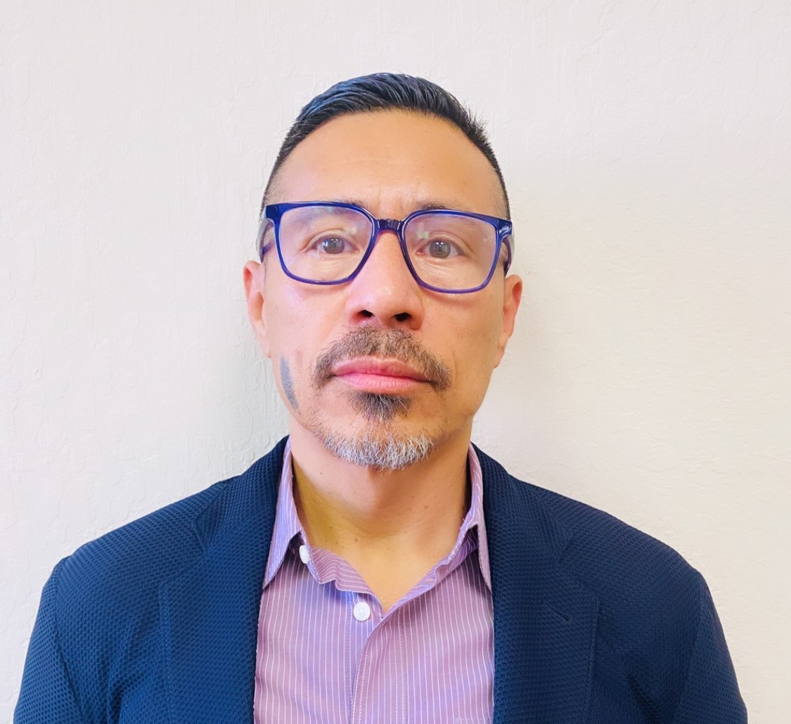 Washington Moscoso is an HR Specialist on our team